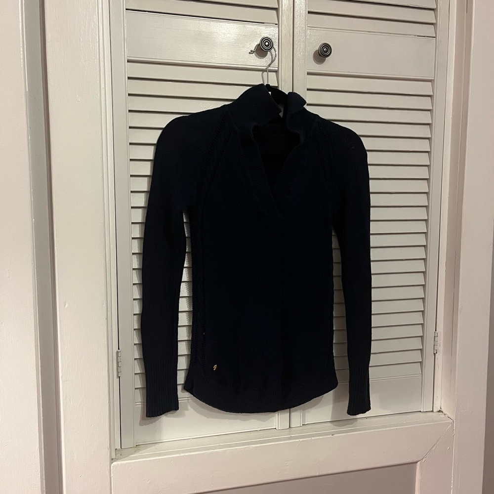 Women’s Lilly Pulitzer navy blue knit sweater